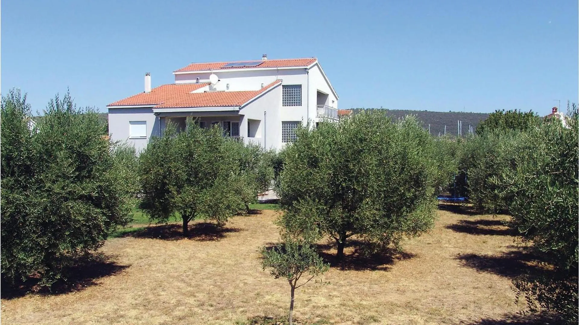 1 Bedroom Lovely Apartment In Bibinje Croatia